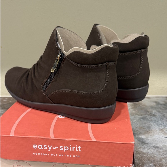 Easy Spirit Dark Brown Ankle Booties - Picture 3 of 4